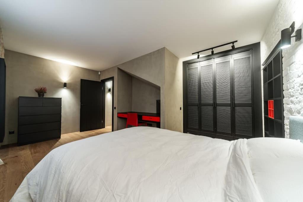 3 Storey Apartment With A Character And A Terrace Riga Eksteriør bilde